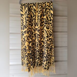 Elegant Black and Gold Patterned Scarf